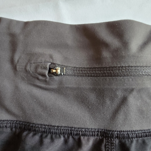 Lululemon Men’s T.H.E Short Gray Camo Shorts size Large 10” inseam - Picture 5 of 7